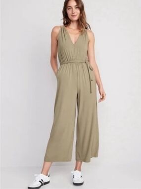 Old Navy NWT Sleeveless Double-Strap Ankle-Length Jumpsuit Green Size Medium